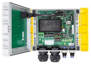 offenes Gehauese mit ATEX-Anschluessen der HE 5709 Ventilsteuerung für Filteranlagen
